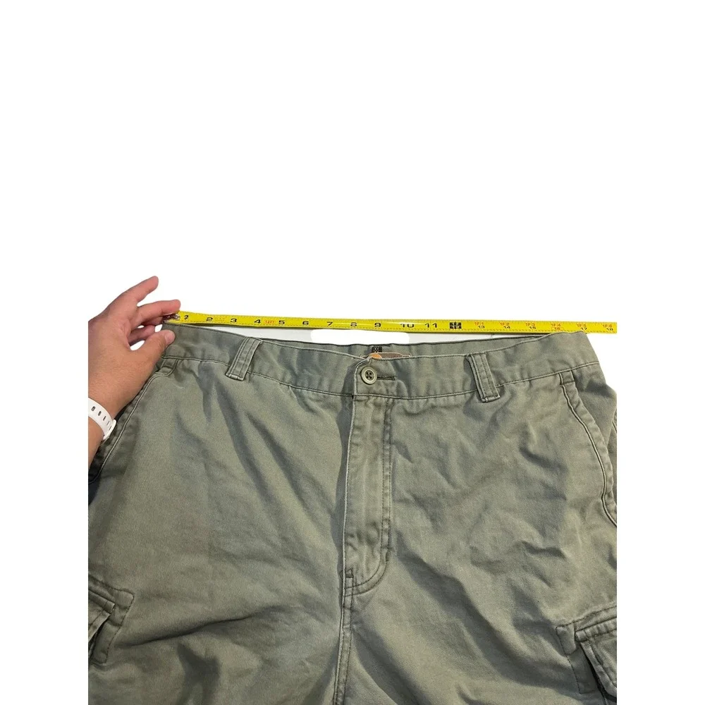G.H. Bass Olive‎ Green Cargo Shorts Men's Size 34 Outdoors Gorpcore Hiking